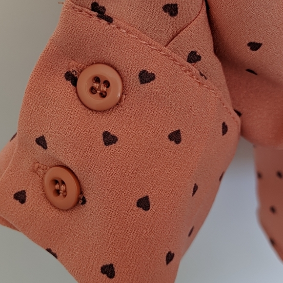 Peach heart polka dot button up - Picture 4 of 8